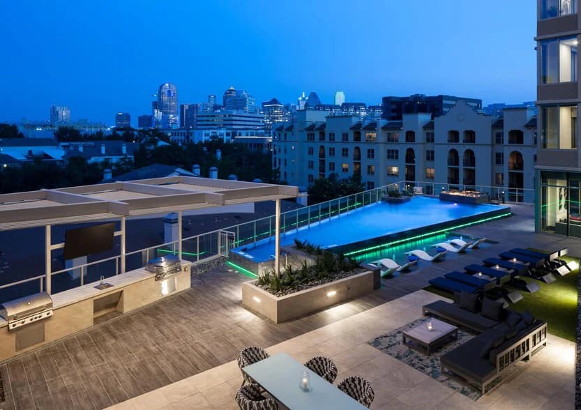 Carlisle and Vine in Dallas, Texas