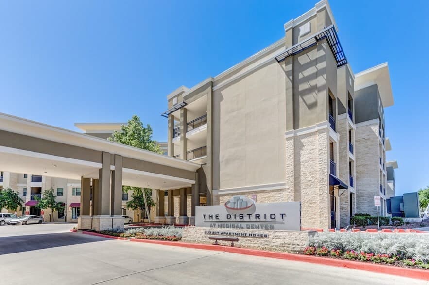 District at Medical Center Apartments in San Antonio, Texas