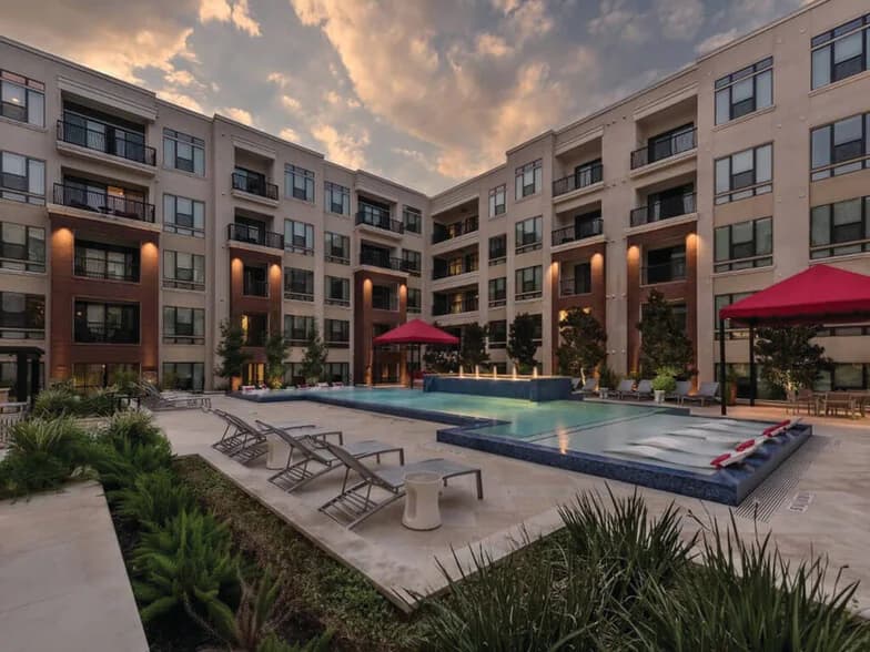 Ascent at CityCentre Apartments in Houston, Texas