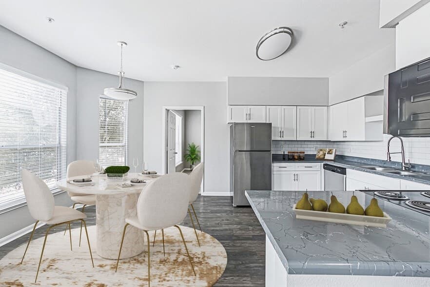 Estates at Hollister in Houston, Texas