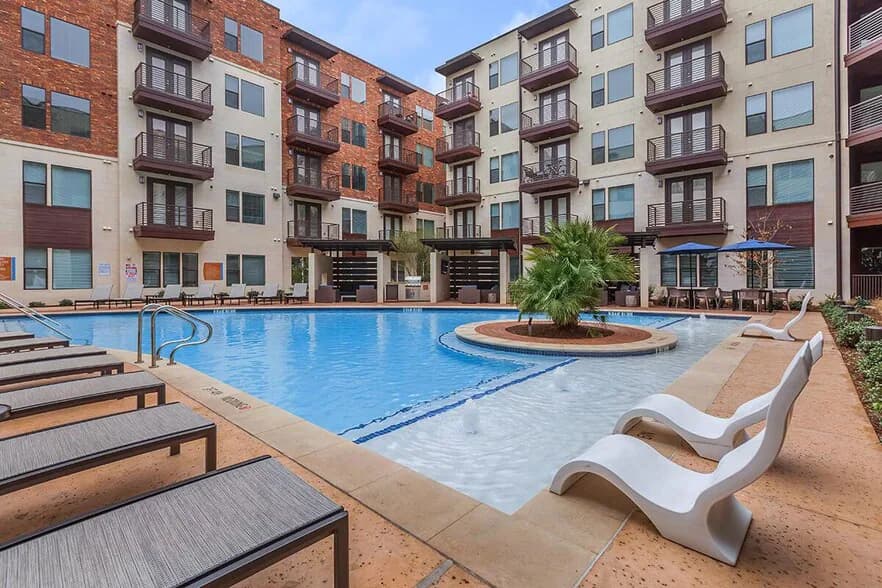 Bell Lakeshore in Austin, Texas
