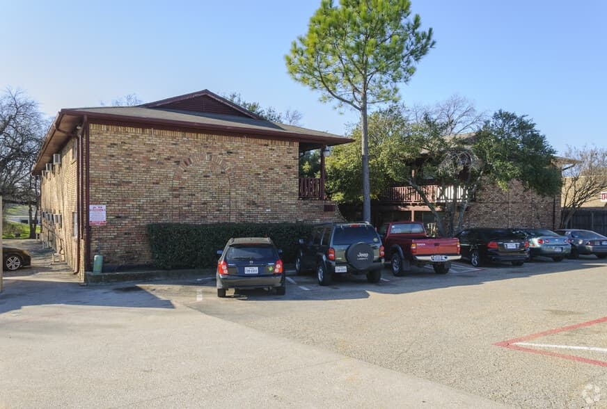 Bellaire in Richland Hills, Texas