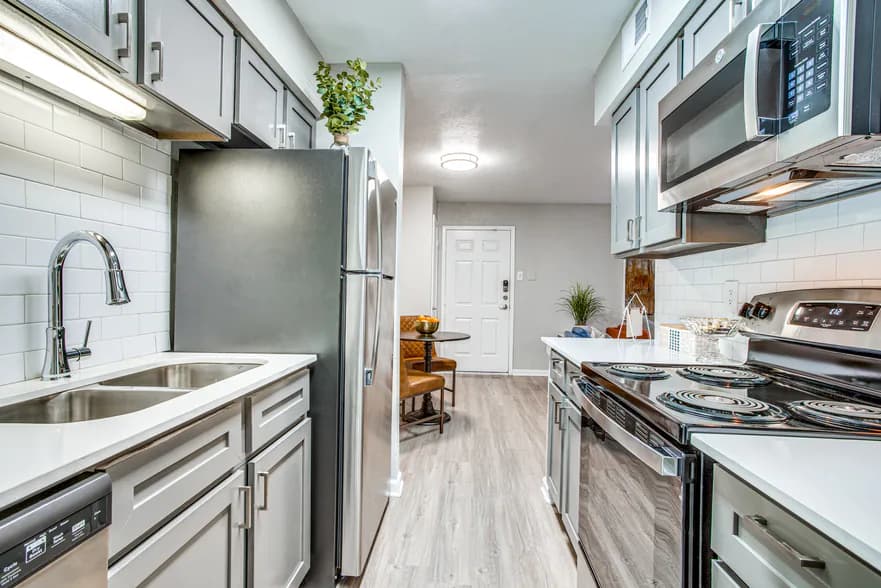 Richmond Apartments in Dallas, Texas