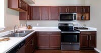 Village on the Parkway Apartments — photo 3