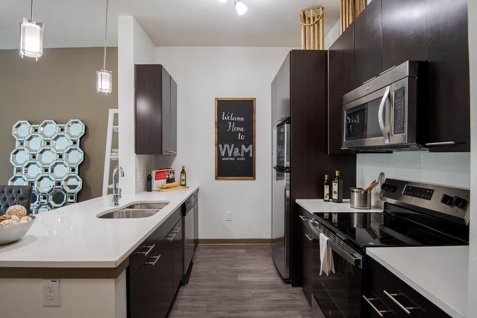 VV&M Apartments — photo 2