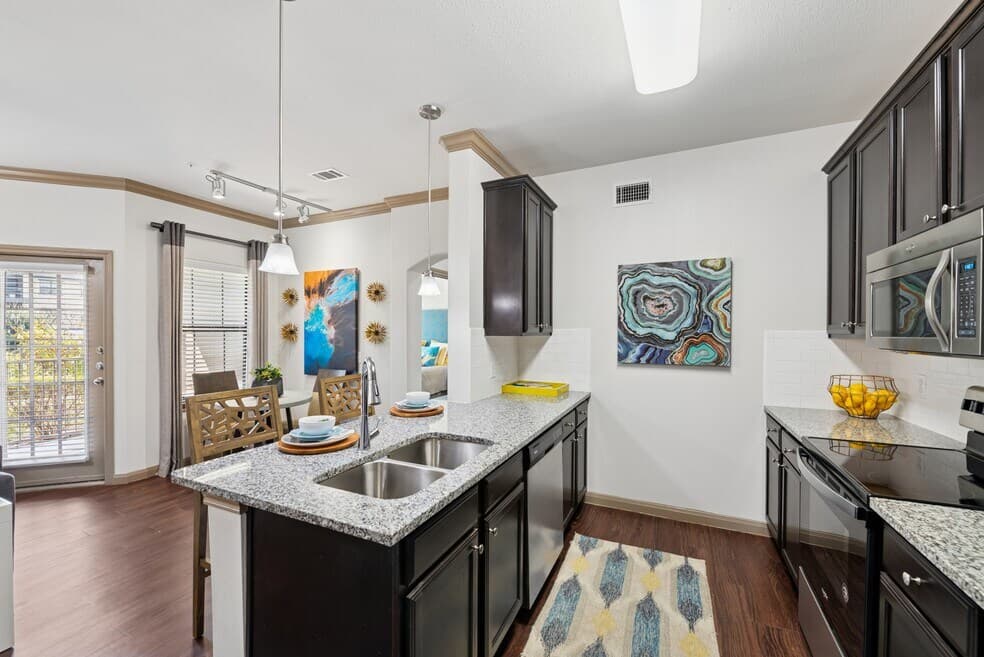 West Creek Apartments — photo 4