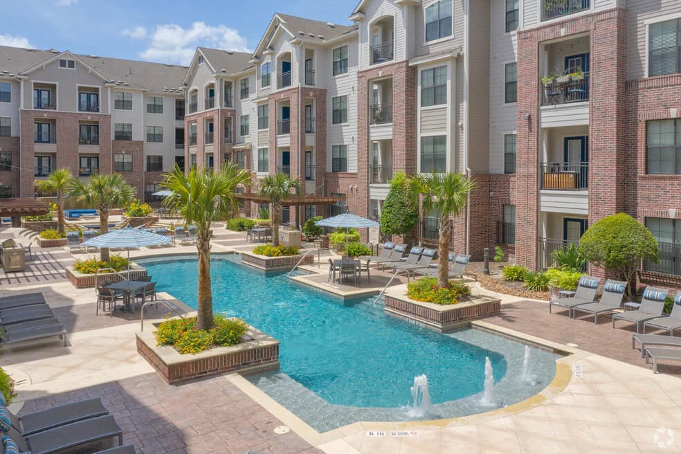 Villas at Bunker Hill Apartments in Houston, Texas