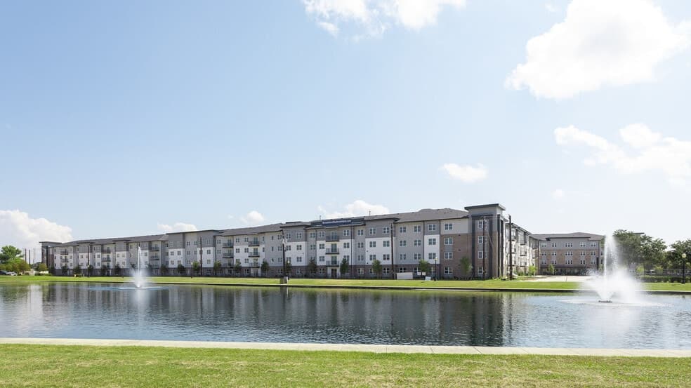 Broadstone Baybrook in Webster, Texas
