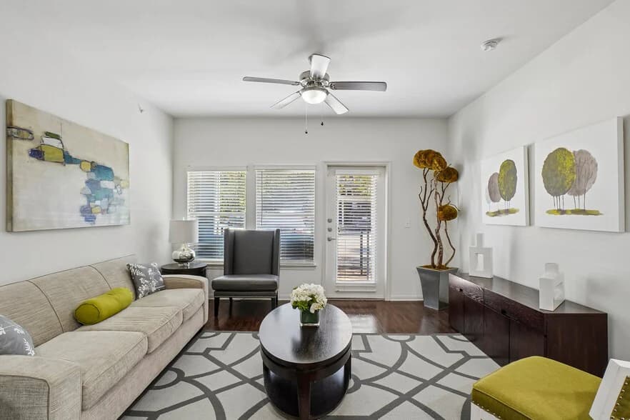 Lakewood Flats Apartments in Dallas, Texas