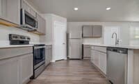 Villas at College Park — photo 3