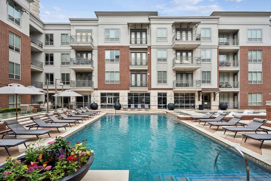 ALARA Uptown Luxury Apartments in Dallas, Texas