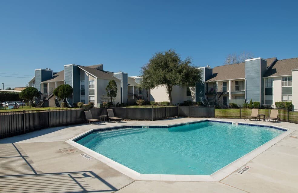 Whispering Winds in Pearland, Texas
