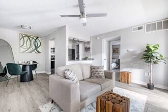 Villas on Rosemeade West — photo 3