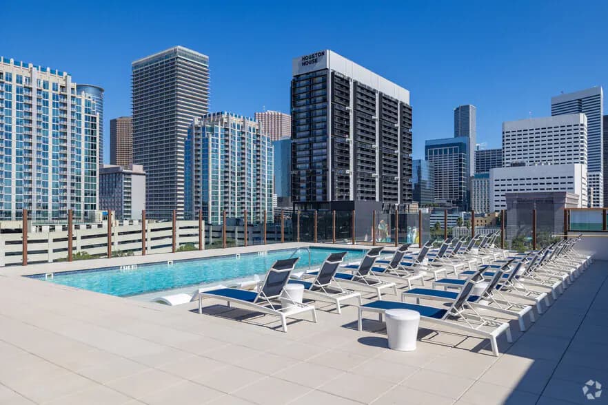 Eighteen25 Downtown in Houston, Texas