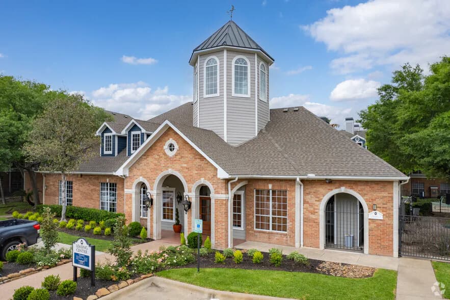 Gramercy Park in Houston, Texas