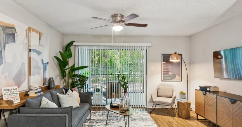 Verandahs at Cliffside in Arlington, Texas