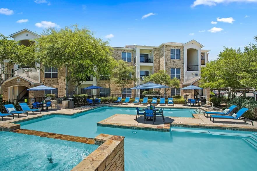 Stoneybrook Apartments & Townhomes in San Antonio, Texas