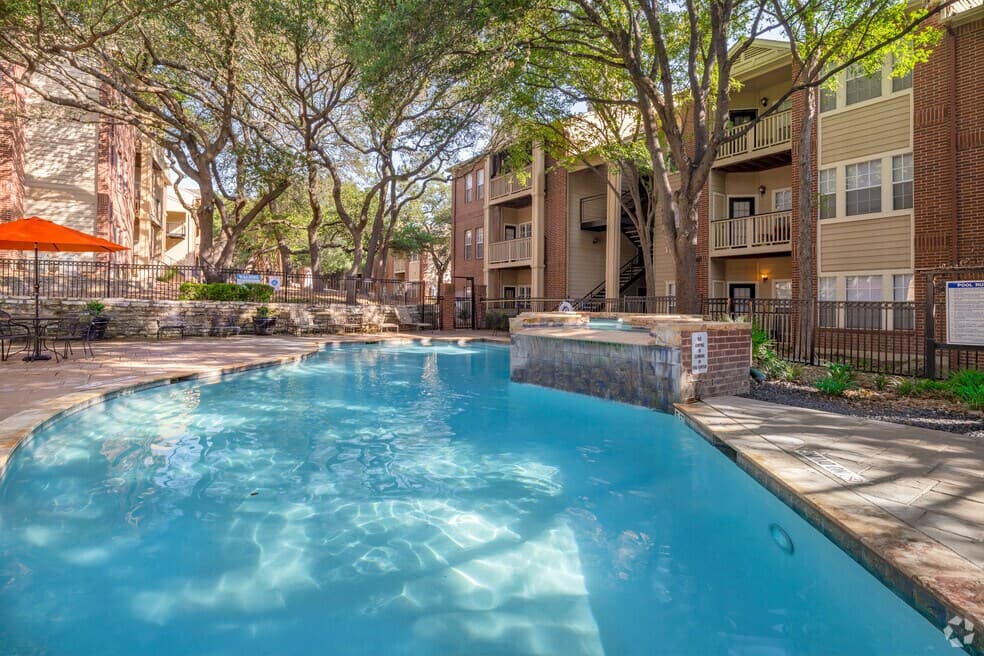 Village of Hampton Cove in San Antonio, Texas