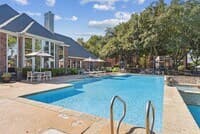 Whispering Creek Villas Apartment Homes — photo 5