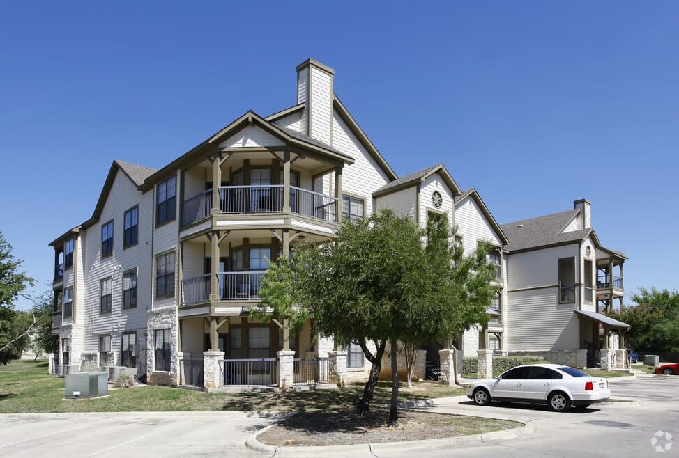 White Rock Apartment Homes in San Antonio, Texas