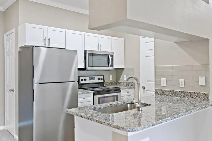 Ventana Oaks Apartments in Austin, Texas