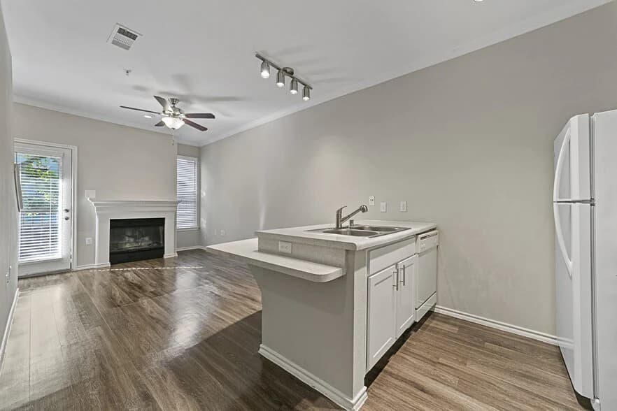 Reserve at White Rock in Dallas, Texas