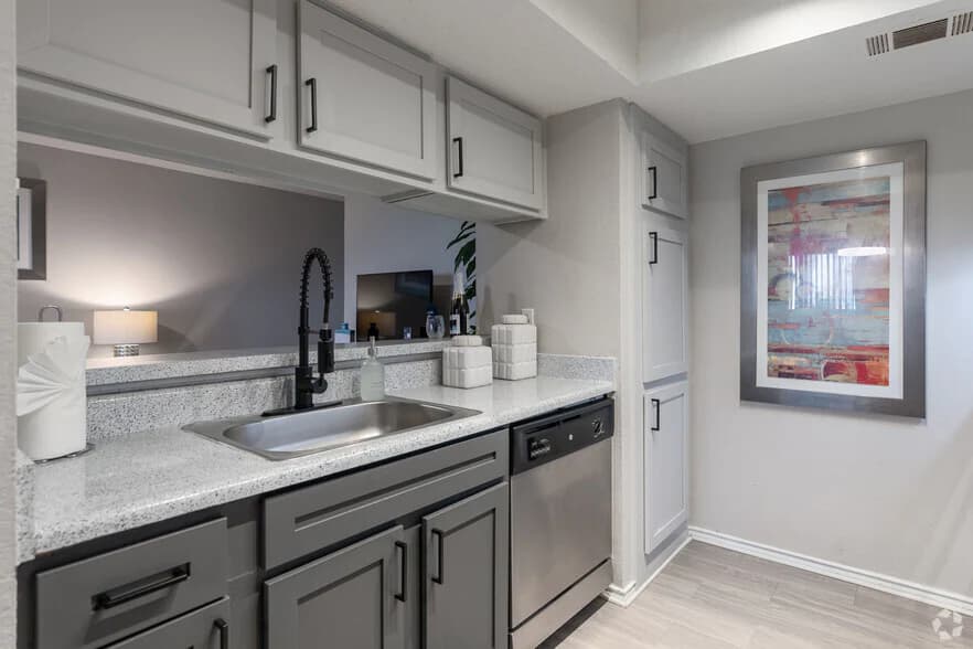 Post Oak Place in Euless, Texas