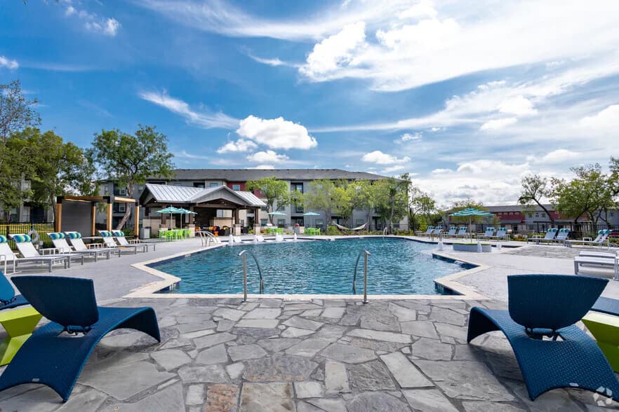 Timberhill Commons in San Antonio, Texas