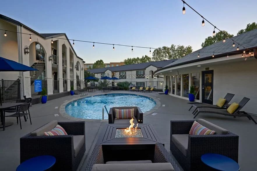 The Fountains Apartments in Dallas, Texas