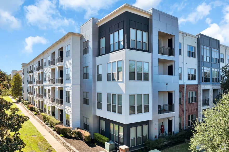 Richmond at Uptown in Houston, Texas