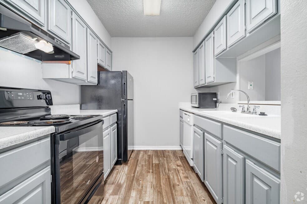 Indigo Apartments — photo 2