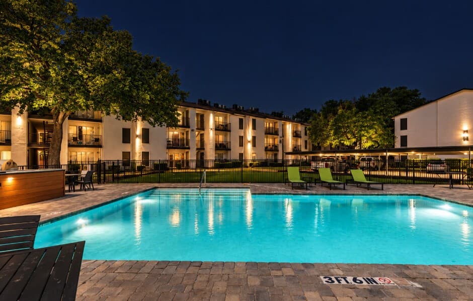 Villas on Rosemeade East in Dallas, Texas