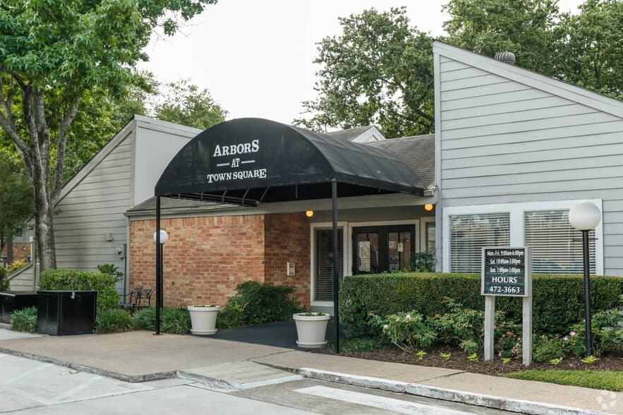 Arbors at Town Square in Pasadena, Texas