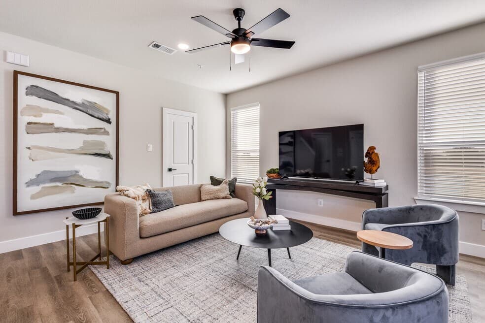 Townhomes at Sam Rayburn — photo 5