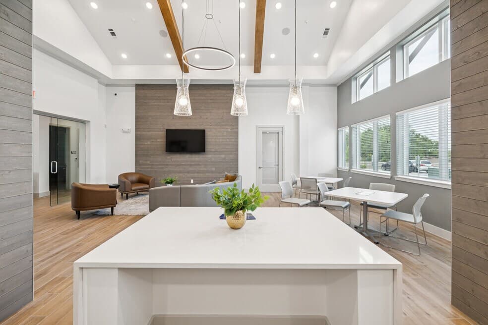 Vista at Silver Oaks — photo 4