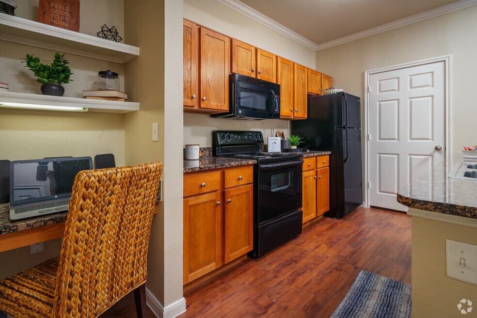 Vista Ridge Apartment Homes — photo 2
