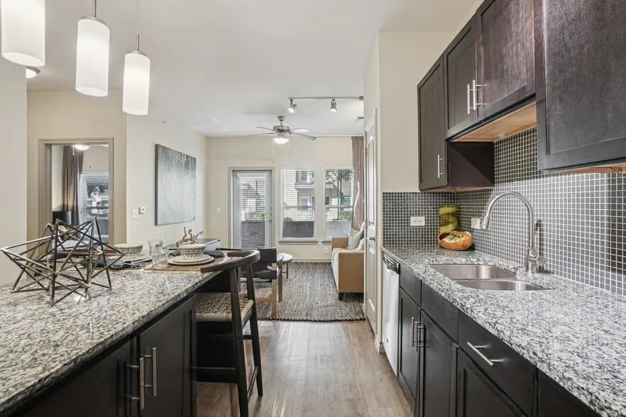 Mercer Crossing Apartments in Farmers Branch, Texas
