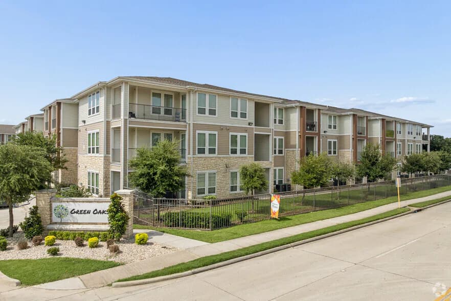 Green Oaks in Houston, Texas