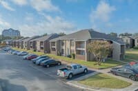 Whispering Oaks Apartments — photo 4