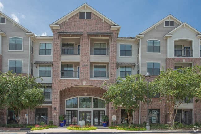 Villas at Bunker Hill Apartments — photo 4