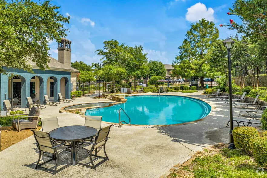 Stoneleigh on Cartwright in Balch Springs, Texas