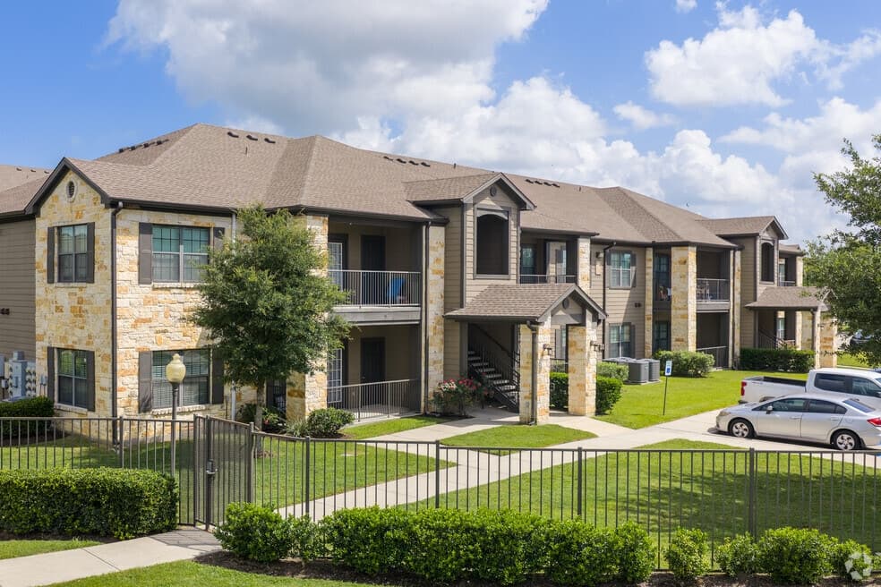 Town Creek Village Apartments in Montgomery, Texas