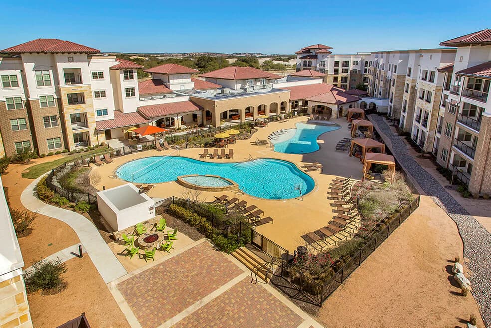 Villas At The Rim in San Antonio, Texas