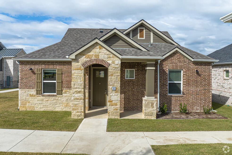 VLux Stoneridge in Melissa, Texas