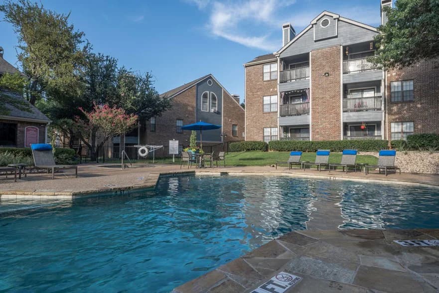 Overlook At Bear Creek in Euless, Texas