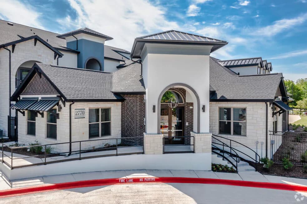 Regency Park Residences in McKinney, Texas