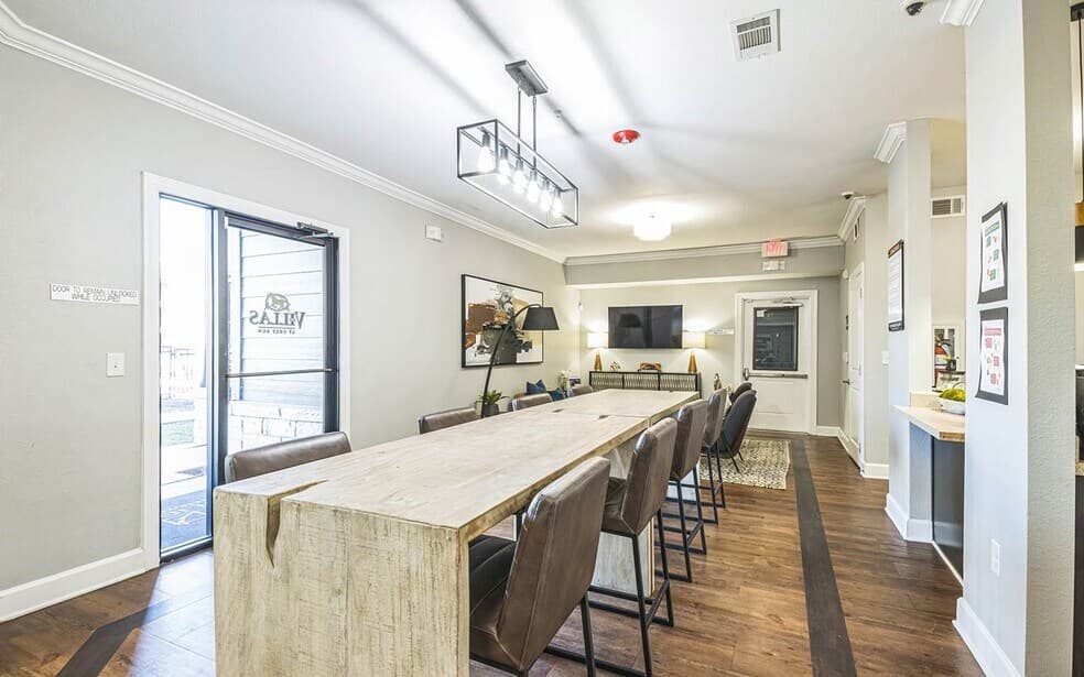 Villas at Colt Run Apartments — photo 2