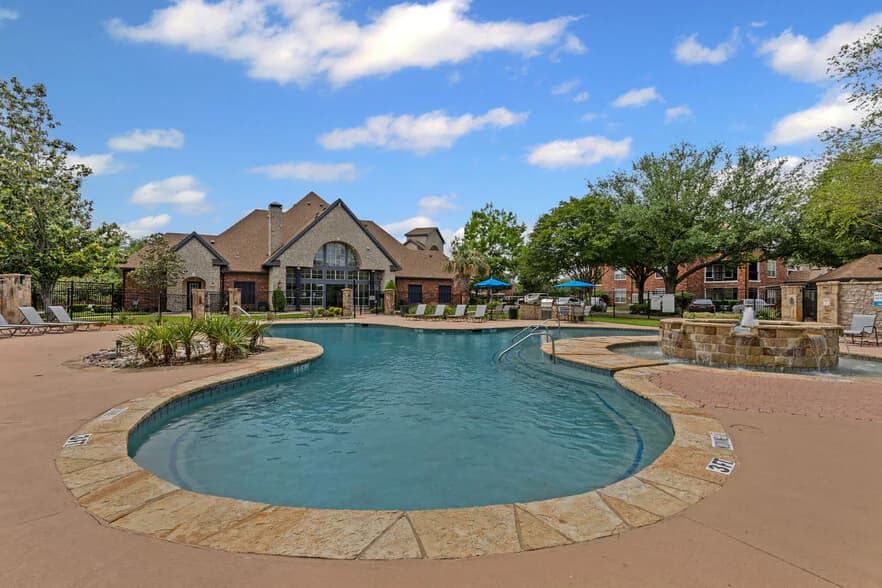 Settler's Gate in Allen, Texas