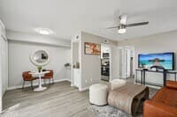 Villas on Rosemeade East — photo 3