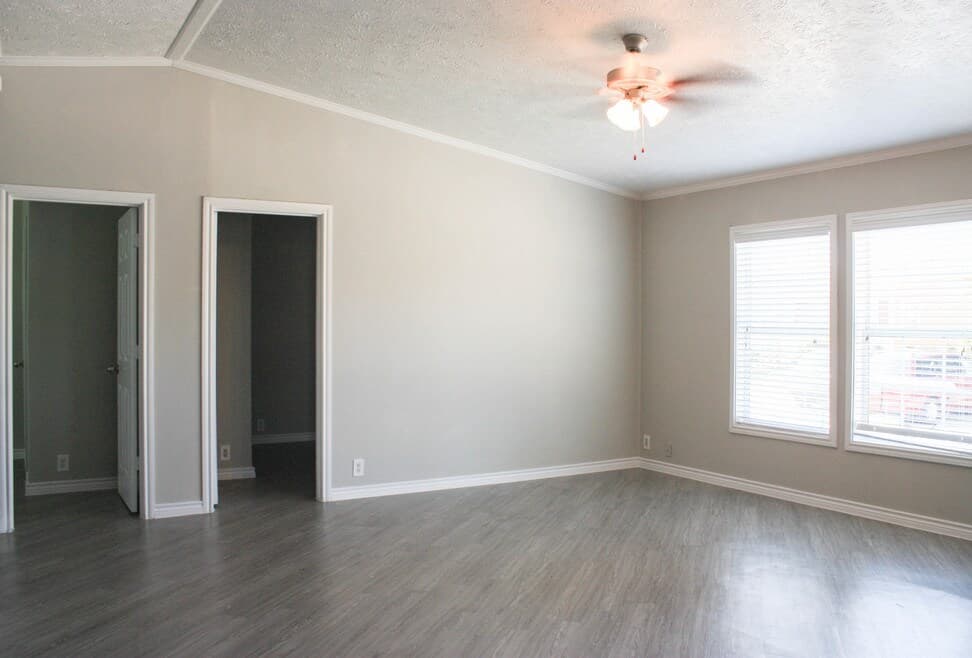 Waterstone Place Apartments — photo 5